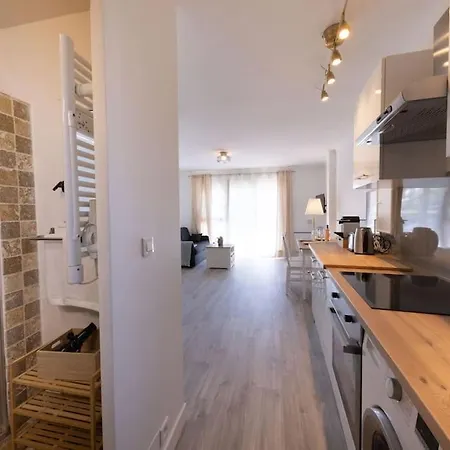 06ap-beau Studio Renove 4 Personnes A 2 Pas De La Plage Διαμέρισμα Κάννες